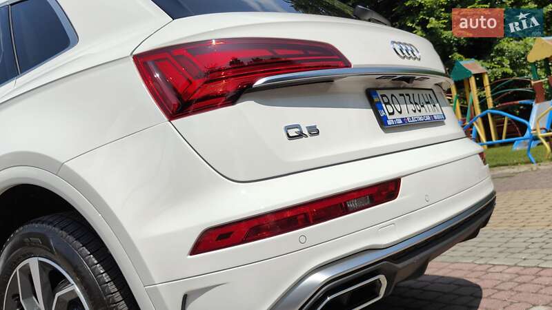 Позашляховик / Кросовер Audi Q5 2022 в Тернополі