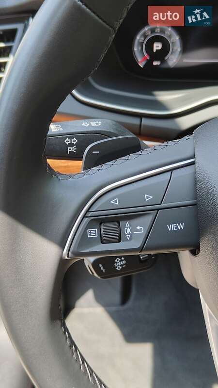 Позашляховик / Кросовер Audi Q5 2022 в Тернополі