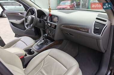 Внедорожник / Кроссовер Audi Q5 2009 в 