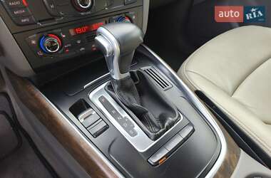 Внедорожник / Кроссовер Audi Q5 2009 в 