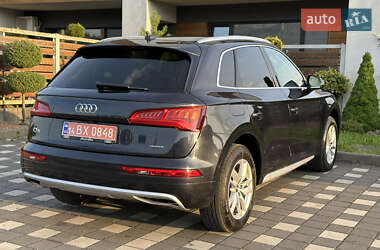 Внедорожник / Кроссовер Audi Q5 2020 в 