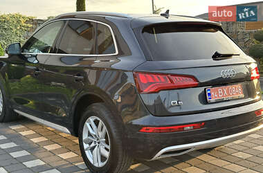 Внедорожник / Кроссовер Audi Q5 2020 в 