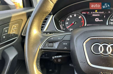 Внедорожник / Кроссовер Audi Q5 2020 в 