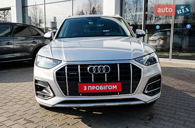 Внедорожник / Кроссовер Audi Q5 2021 в 