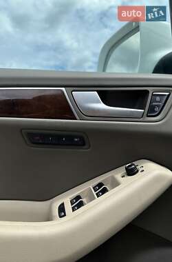 Внедорожник / Кроссовер Audi Q5 2012 в 