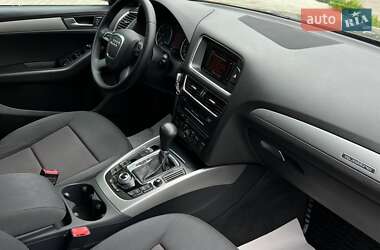 Внедорожник / Кроссовер Audi Q5 2011 в 