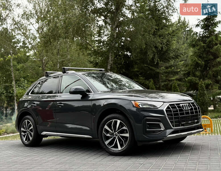 Позашляховик / Кросовер Audi Q5 2020 в Львові