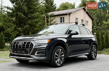 Внедорожник / Кроссовер Audi Q5 2020 в 