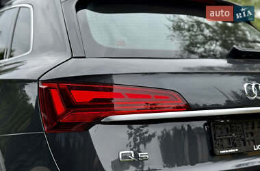 Внедорожник / Кроссовер Audi Q5 2020 в 