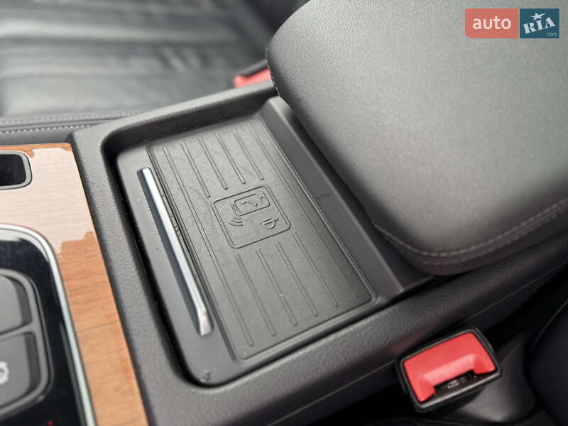 Позашляховик / Кросовер Audi Q5 2020 в Львові