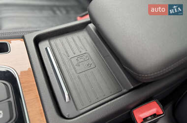 Внедорожник / Кроссовер Audi Q5 2020 в 