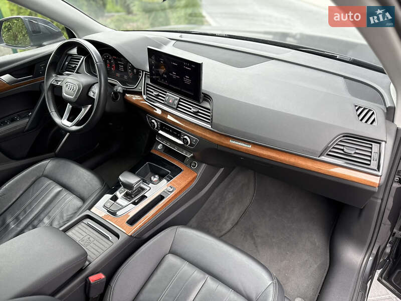 Позашляховик / Кросовер Audi Q5 2020 в Львові