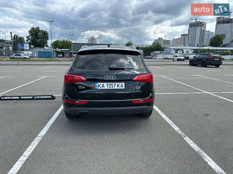 Позашляховик / Кросовер Audi Q5 2011 в Києві