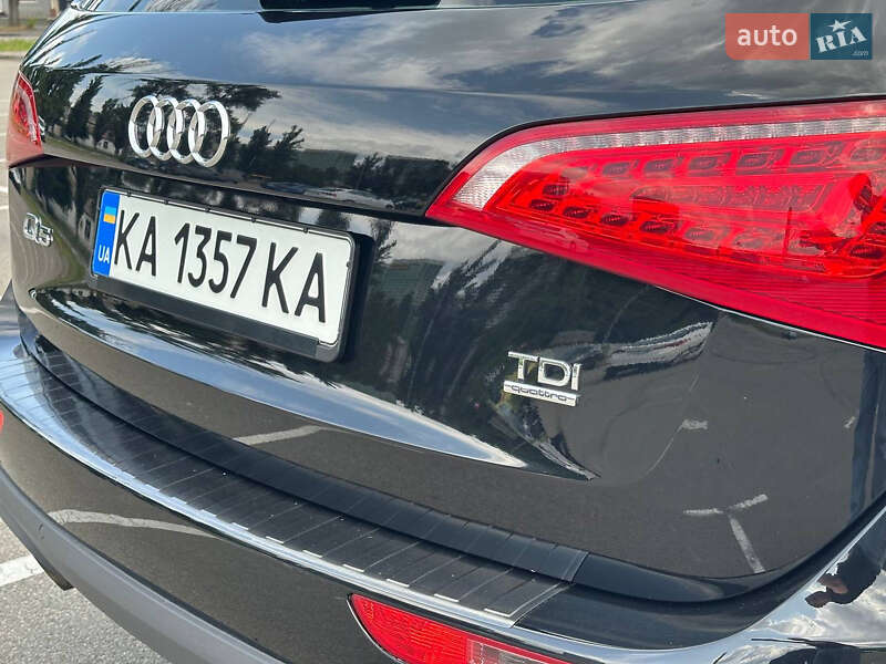 Позашляховик / Кросовер Audi Q5 2011 в Києві