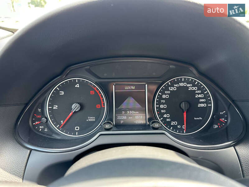 Позашляховик / Кросовер Audi Q5 2011 в Києві