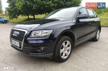 Внедорожник / Кроссовер Audi Q5 2011 в 