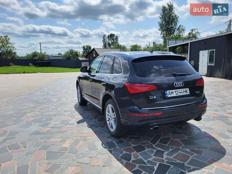 Позашляховик / Кросовер Audi Q5 2016 в Житомирі