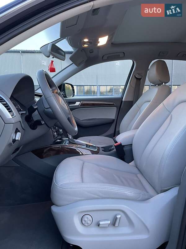 Позашляховик / Кросовер Audi Q5 2016 в Житомирі