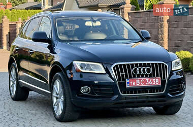 Внедорожник / Кроссовер Audi Q5 2016 в 