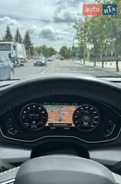 Внедорожник / Кроссовер Audi Q5 2017 в 