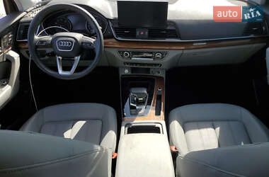 Внедорожник / Кроссовер Audi Q5 2022 в 