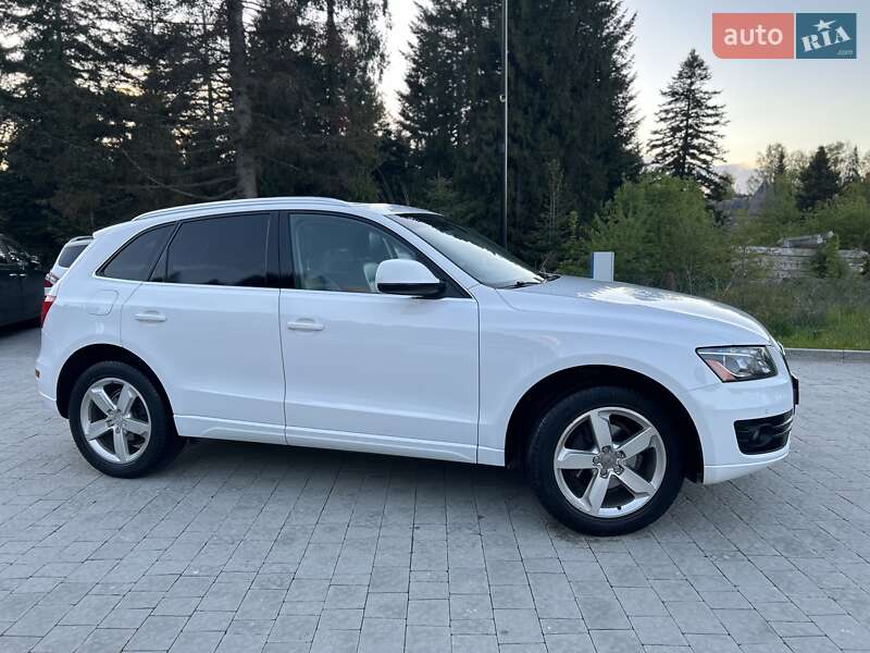 Внедорожник / Кроссовер Audi Q5 2011 в Дрогобыче