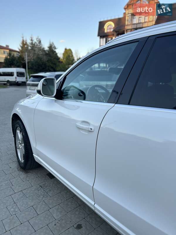 Внедорожник / Кроссовер Audi Q5 2011 в Дрогобыче