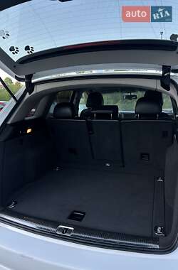 Внедорожник / Кроссовер Audi Q5 2011 в 