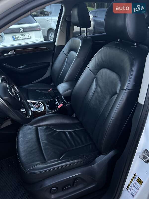 Внедорожник / Кроссовер Audi Q5 2011 в Дрогобыче
