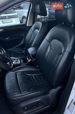 Внедорожник / Кроссовер Audi Q5 2011 в 