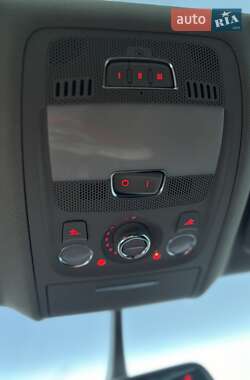 Внедорожник / Кроссовер Audi Q5 2011 в 