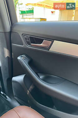 Внедорожник / Кроссовер Audi Q5 2012 в 