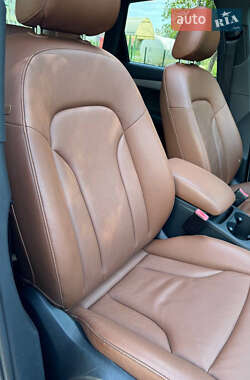 Внедорожник / Кроссовер Audi Q5 2012 в 