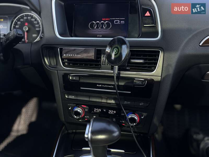 Внедорожник / Кроссовер Audi Q5 2014 в Одессе