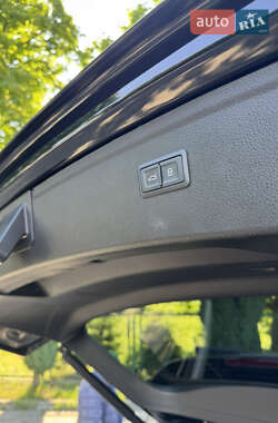Внедорожник / Кроссовер Audi Q5 2021 в 