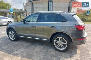 Внедорожник / Кроссовер Audi Q5 2016 в 
