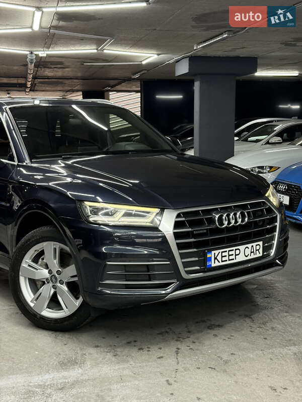 Внедорожник / Кроссовер Audi Q5 2017 в Одессе