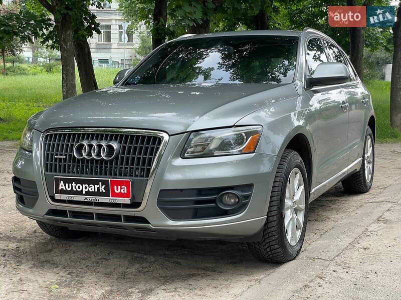 Внедорожник / Кроссовер Audi Q5 2011 в Киеве