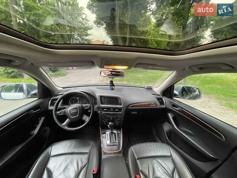 Внедорожник / Кроссовер Audi Q5 2011 в Киеве