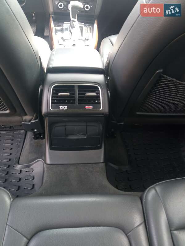 Внедорожник / Кроссовер Audi Q5 2017 в Львове