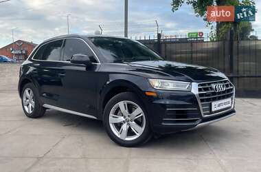 Внедорожник / Кроссовер Audi Q5 2019 в Киеве