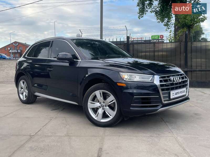 Внедорожник / Кроссовер Audi Q5 2019 в 