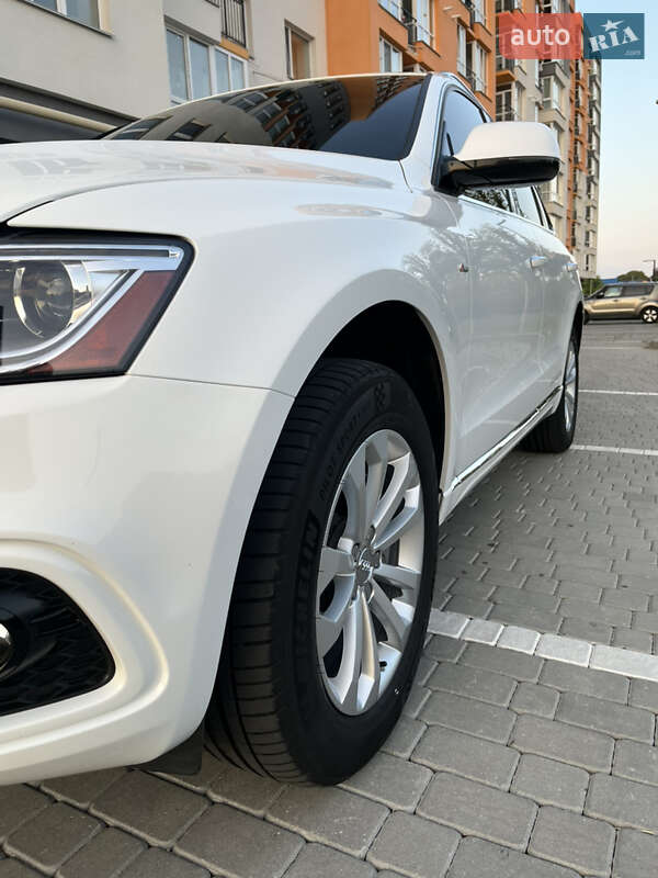 Позашляховик / Кросовер Audi Q5 2015 в Вінниці