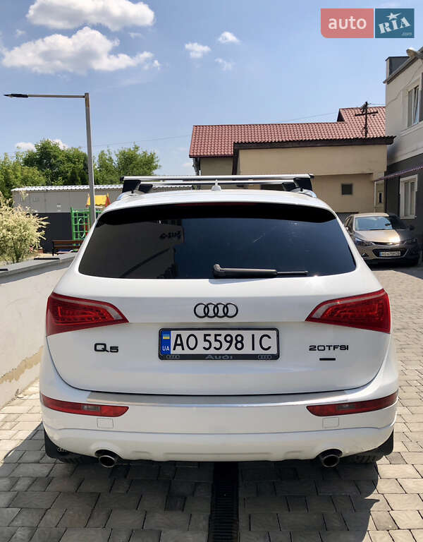 Позашляховик / Кросовер Audi Q5 2012 в Ужгороді