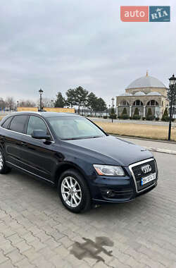 Внедорожник / Кроссовер Audi Q5 2011 в 