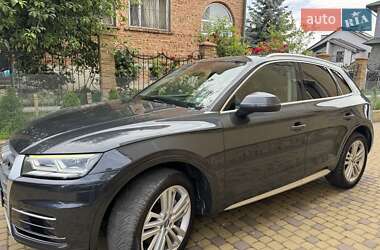 Внедорожник / Кроссовер Audi Q5 2017 в 