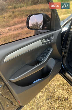 Внедорожник / Кроссовер Audi Q5 2011 в 