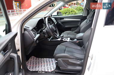 Внедорожник / Кроссовер Audi Q5 2021 в 