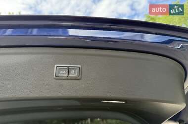 Внедорожник / Кроссовер Audi Q5 2023 в 