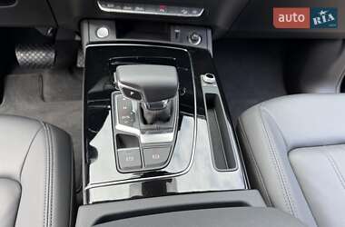 Внедорожник / Кроссовер Audi Q5 2023 в 